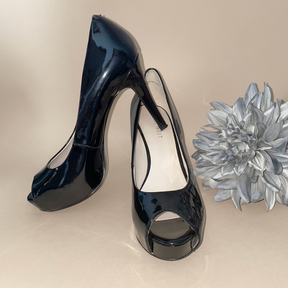Nine West CAMYA black Peep-toe Pump Size 6.5M